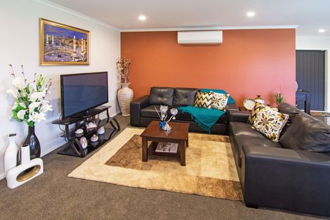 Photo of property in 13 Hartley Avenue, Carterton, 5713