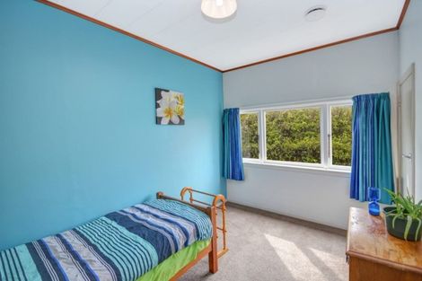 Photo of property in 37 Oxford Street, South Dunedin, Dunedin, 9012