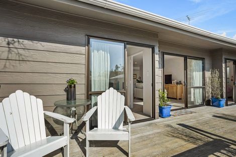 Photo of property in 2/68 Routley Drive, Glen Eden, Auckland, 0602