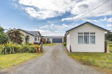 Photo of property in 128 Lindsay Road, Levin, 5510