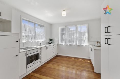 Photo of property in 13 Boyd Grove, Naenae, Lower Hutt, 5011