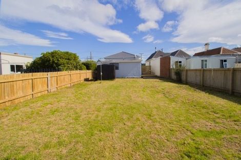 Photo of property in 27 Cutten Street, South Dunedin, Dunedin, 9012