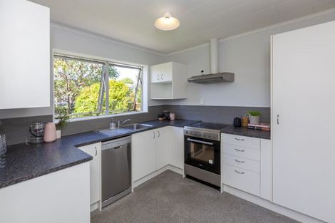 Photo of property in 6-6a Nola Avenue, Raumati Beach, Paraparaumu, 5032