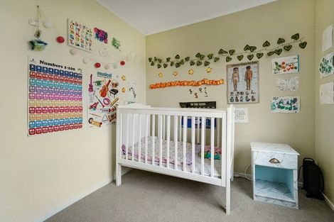 Photo of property in 1/17a Tawa Road, Te Atatu Peninsula, Auckland, 0610