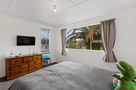 Photo of property in 29 Elliston Crescent, Stanmore Bay, Whangaparaoa, 0932
