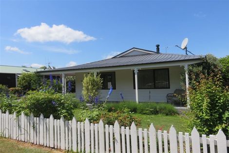 Photo of property in 46 Mckenzie Street, Geraldine, 7930