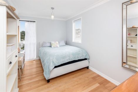 Photo of property in 38a Colmar Road, Mellons Bay, Auckland, 2014