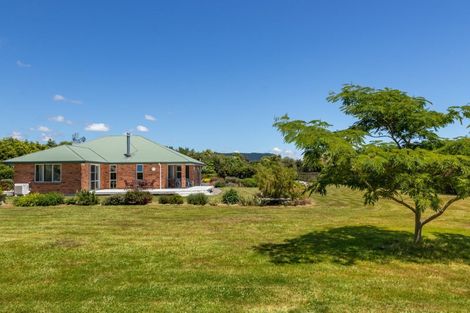 Photo of property in 33 Ketemaringi Way, Manakau, Levin, 5573