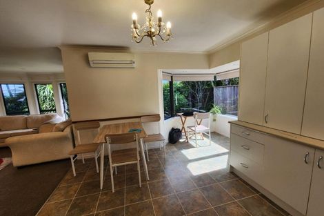 Photo of property in 70 Belt Road, New Plymouth, 4310