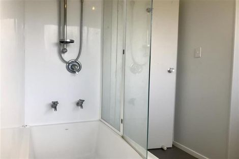 Photo of property in 10 Limond Street, Randwick Park, Auckland, 2105