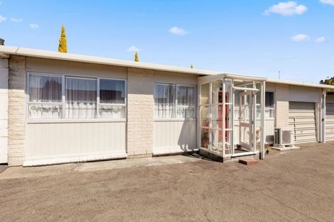 Photo of property in 2/382 Stokes Valley, Stokes Valley, Lower Hutt, 5019