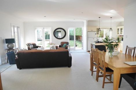 Photo of property in 74 Wai-iti Terrace, Bryndwr, Christchurch, 8052