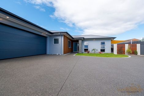 Photo of property in 73a Meeanee Road, Taradale, Napier, 4112