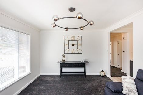 Photo of property in 6 Stirling Crescent, Hokowhitu, Palmerston North, 4410