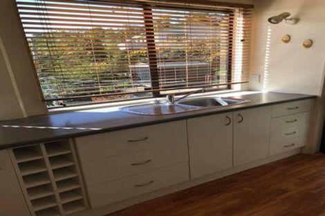 Photo of property in 10 Delshaw Avenue, Stanmore Bay, Whangaparaoa, 0932