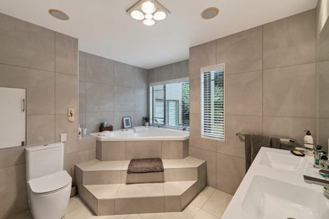 Photo of property in 30 Amberley Crescent, Bethlehem, Tauranga, 3110