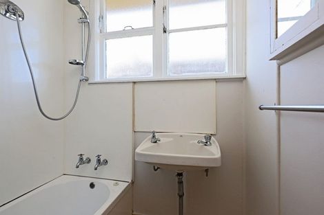 Photo of property in 404 Montgomery Street, Raureka, Hastings, 4120