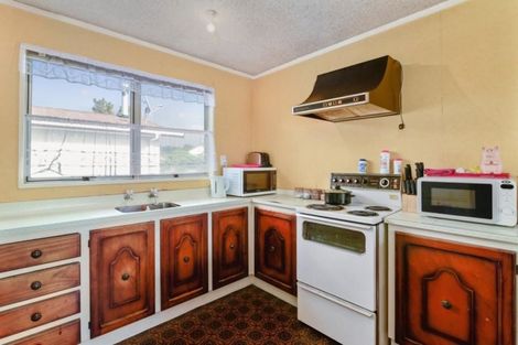 Photo of property in 10a Pharoah Place, Pomare, Rotorua, 3015