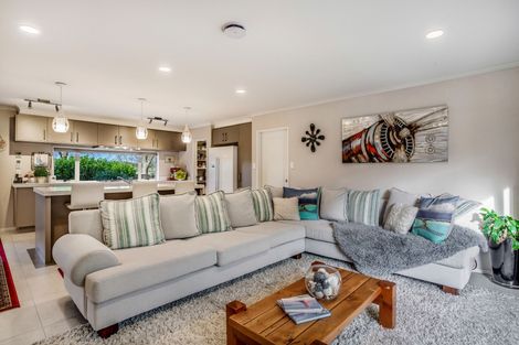 Photo of property in 2 Wawatai Drive, Karaka, Papakura, 2113