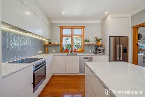 Photo of property in 18 Birdwood Road, Waterloo, Lower Hutt, 5011
