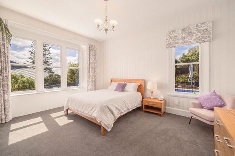 Photo of property in 69 Hackthorne Road, Cashmere, Christchurch, 8022