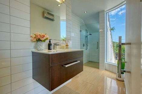 Photo of property in 41 Puketahi Street, Greymouth, 7805