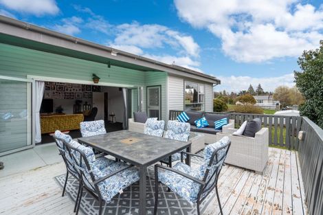 Photo of property in 4 Hill Street, Lawrence, 9532