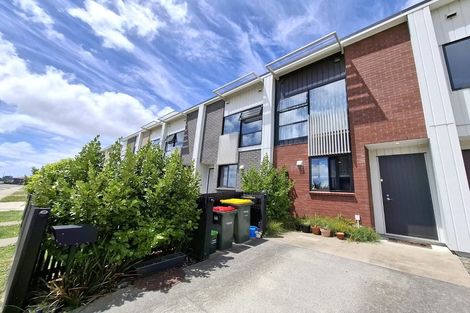 Photo of property in 23c O'meara Street, Swanson, Auckland, 0614