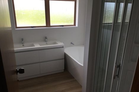 Photo of property in 21 Kakariki Road, Ngunguru, Whangarei, 0173