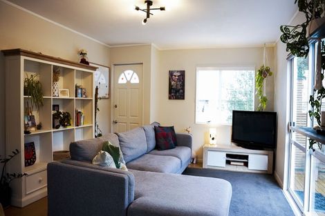 Photo of property in 12/24 Eastglen Road, Glen Eden, Auckland, 0602