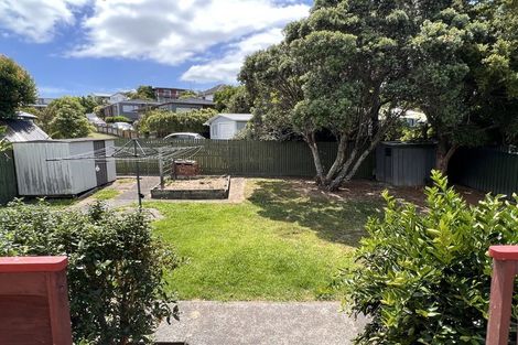 Photo of property in 86 Rosario Crescent, Red Beach, 0932