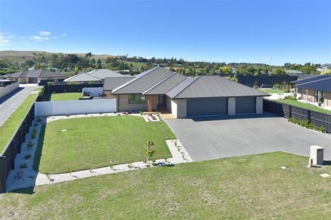 Photo of property in 63 Willowside Place, Amberley, 7410