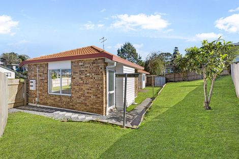 Photo of property in 46 Patts Avenue, Glendene, Auckland, 0602