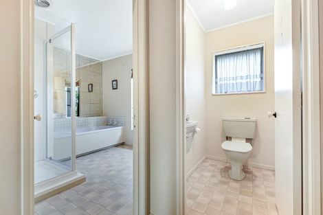 Photo of property in 6 Willowfield Place, Pukete, Hamilton, 3200