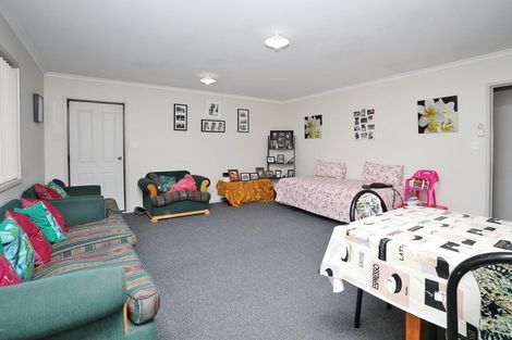 Photo of property in 68 Mcquarrie Street, Kingswell, Invercargill, 9812