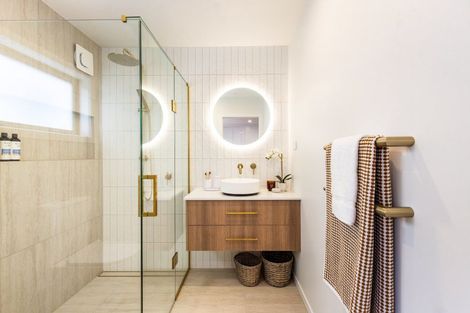 Photo of property in 23a Monyash Road, Manly, Whangaparaoa, 0930