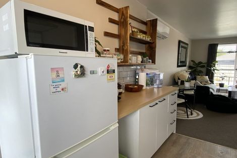 Photo of property in 2/12 North Avon Road, Richmond, Christchurch, 8013