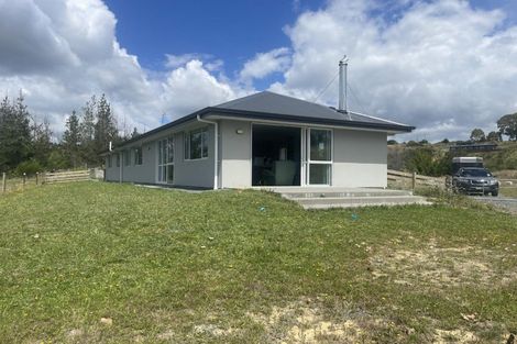 Photo of property in 170 Old Coach Road, Mahana, Upper Moutere, 7173