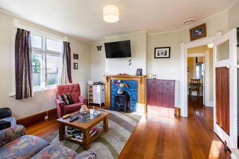 Photo of property in 33 Bowling Road, Greenmeadows, Napier, 4112