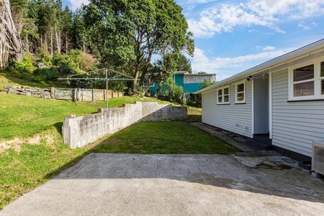 Photo of property in 146 Sievers Grove, Cannons Creek, Porirua, 5024