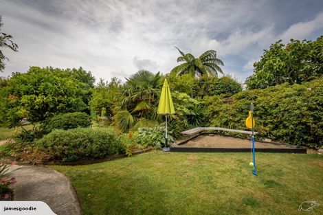 Photo of property in 213 Te Moana Road, Waikanae, 5036
