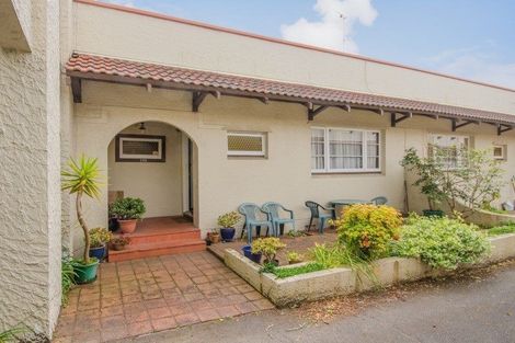 Photo of property in 290 Manukau Road, Epsom, Auckland, 1023