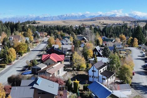 Photo of property in 28 Scott Street, Lake Tekapo, 7999