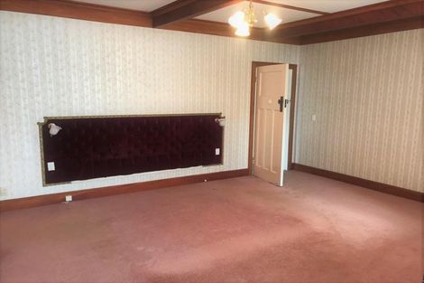 Photo of property in 43 St Leonards Road, Kelston, Auckland, 0602