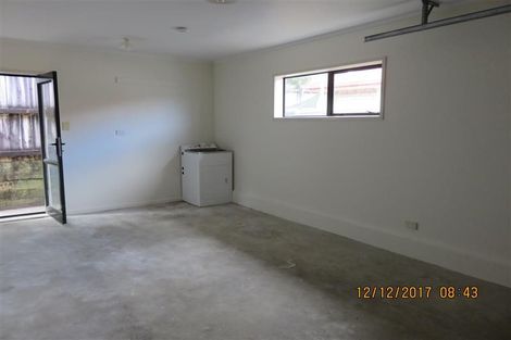 Photo of property in 5b Chelmsley Avenue, Henderson, Auckland, 0612