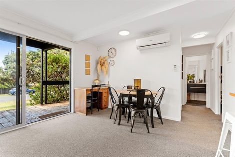 Photo of property in 6 Jane Gifford Place, Omaha, 0986