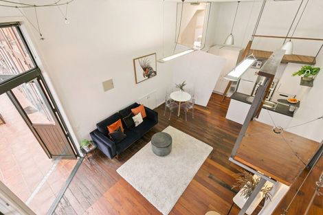 Photo of property in Courtenay Mews Apartments, 3/14 Alpha Street, Te Aro, Wellington, 6011