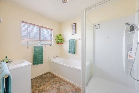 Photo of property in 1/305 Park Road South, Akina, Hastings, 4122