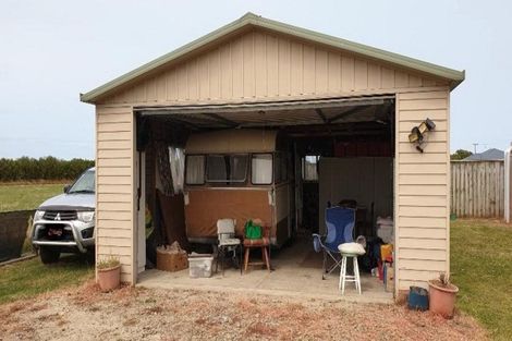 Photo of property in 20 Kaharoa Road, Patea, 4597