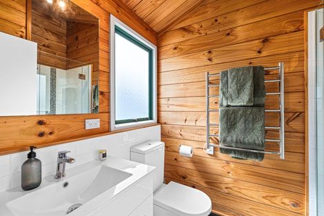 Photo of property in 201 Omaha Drive, Omaha, 0986